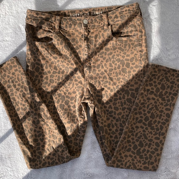 American Eagle Super Hi Rise Jegging Animal Print - Picture 2 of 9